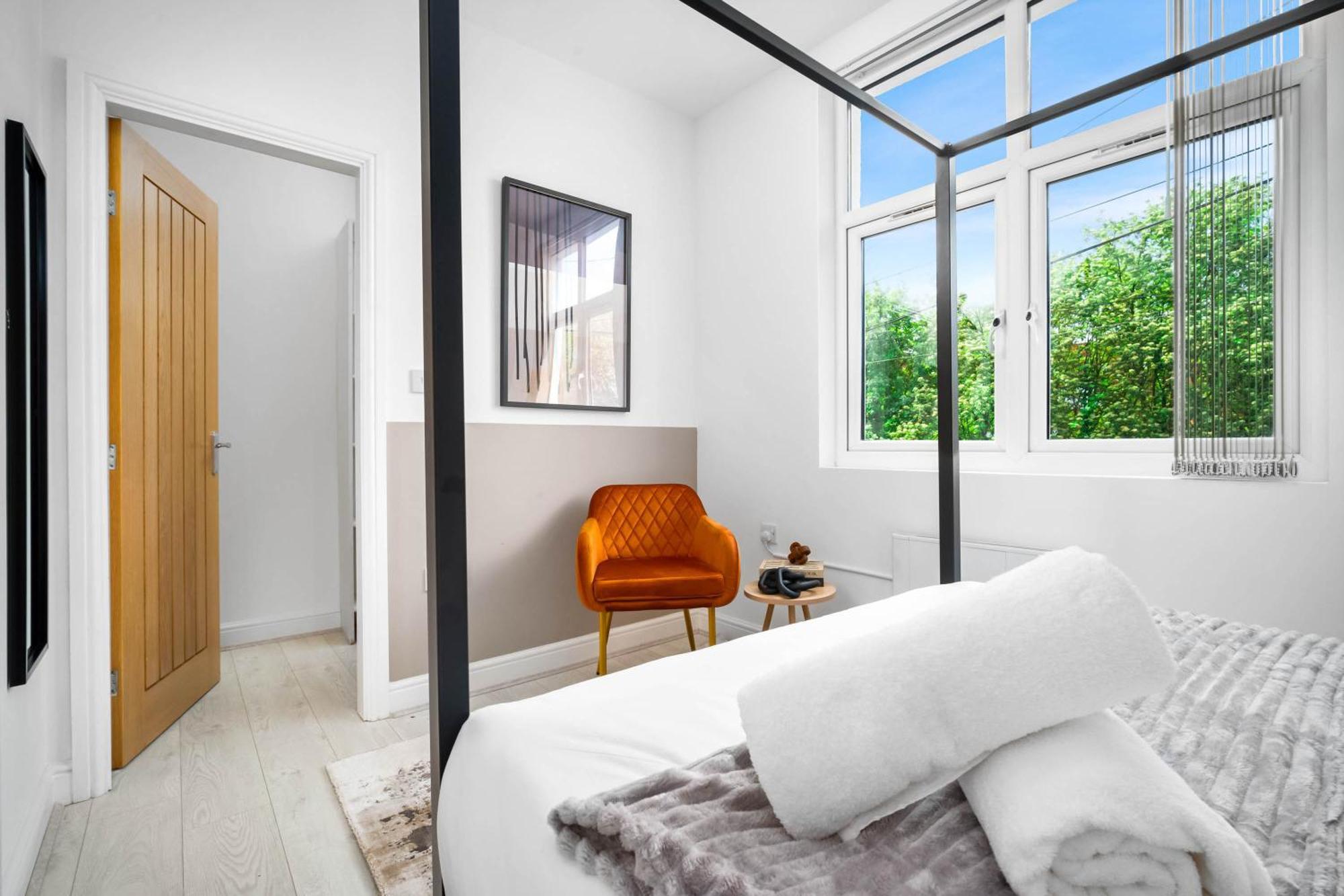 Luxury Apartment - Wifi - Smart Tv - Near City Centre - 2Mr برمنغهام الغرفة الصورة
